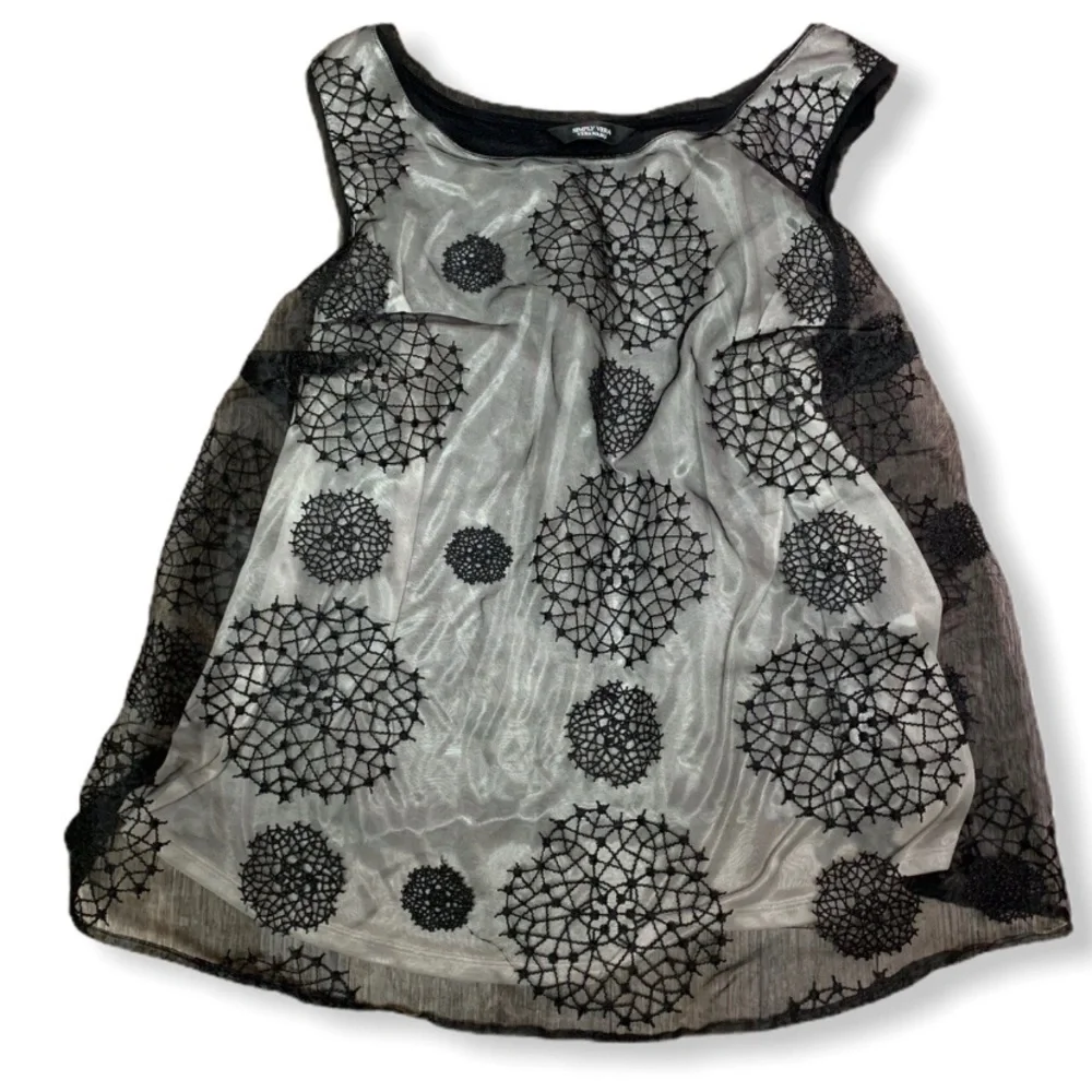 SIMPLY VERA VERA WANG BLACK SLEEVELESS TOP SIZE 0X - Picture 1 of 5